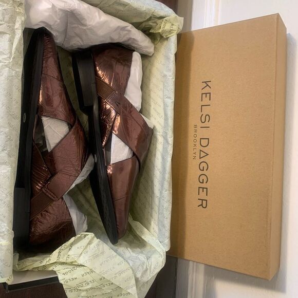 Kelsi Dagger Brooklyn leather classic flat size 6 new in box - Picture 6 of 6